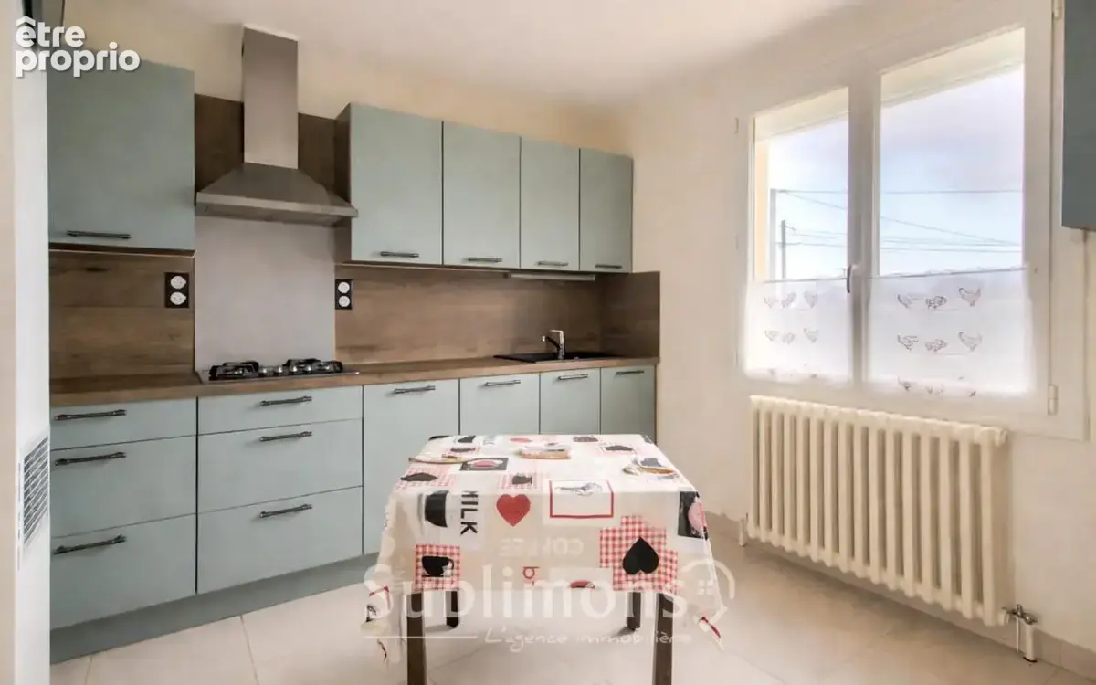 Exclusivité Maison de campagne avec grand terrain entièrement - photo 2