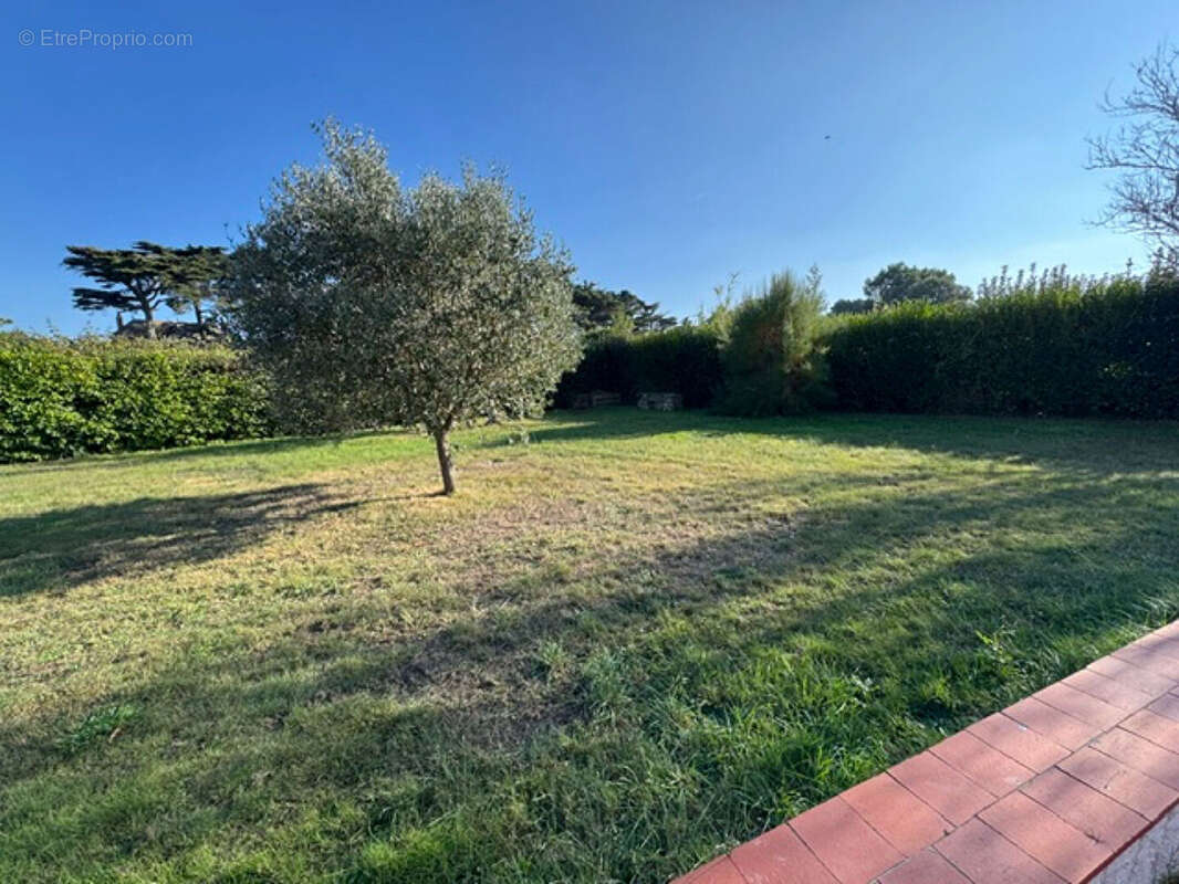 Maison à LE POULIGUEN