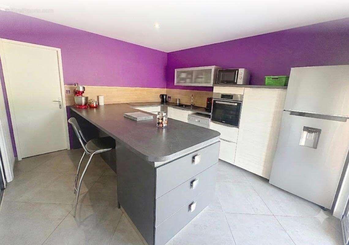 Maison familiale  plain pied 5 chambres - photo 5