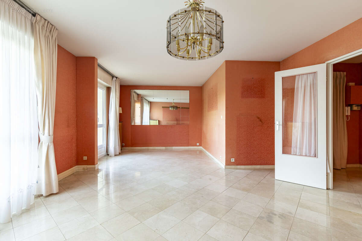 Appartement à CHAMBOURCY