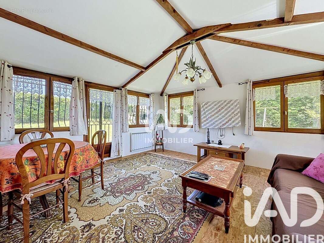 Maison 74 m² à Maheru  - photo 2