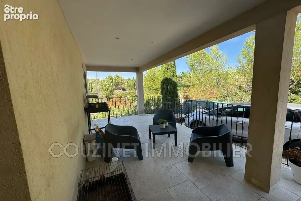 Maison 5 pièces 128 m² à vendre à Le Beausset (83330) - photo 7