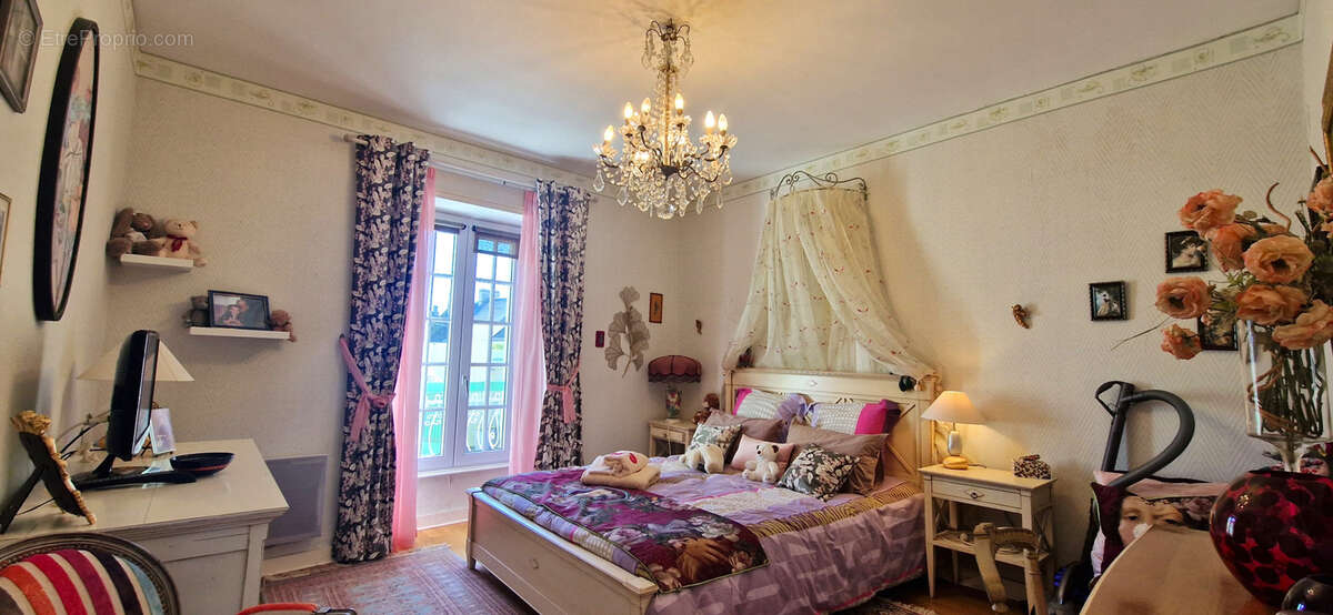 Maison à GRANDCAMP-MAISY