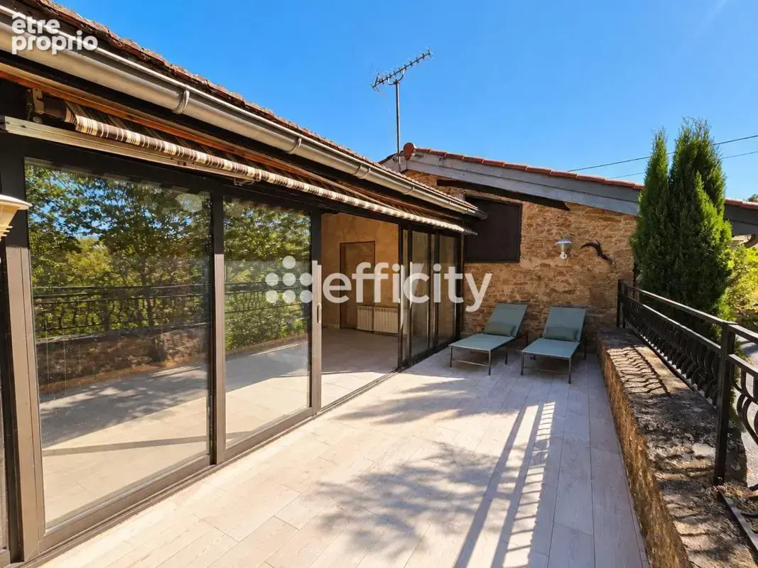Maison 4 pièces 94 m² à vendre à Charnay (69380) - photo 2