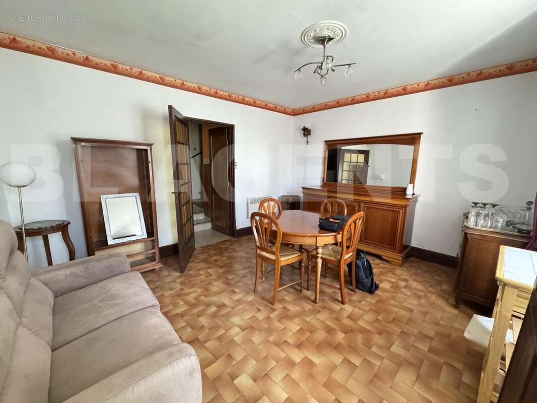 image00009 - Maison à LIZY-SUR-OURCQ