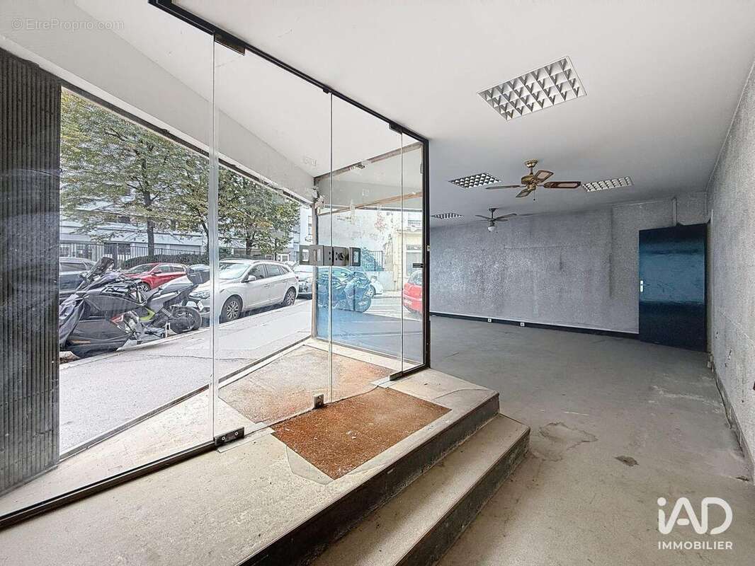 Photo 9 - Commerce à PARIS-18E