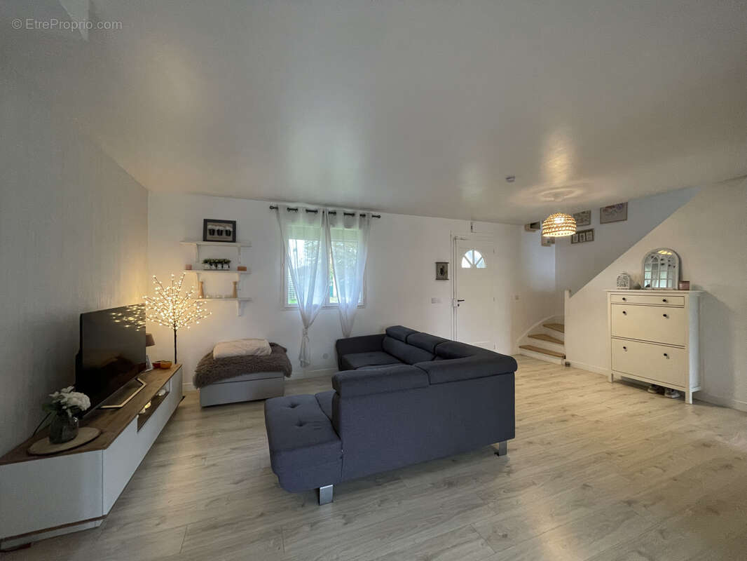 Maison à NEUILLY-EN-THELLE