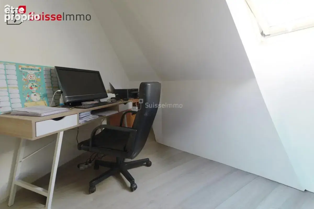 Maison 130 m2 avec piscine - DPE C - photo 13