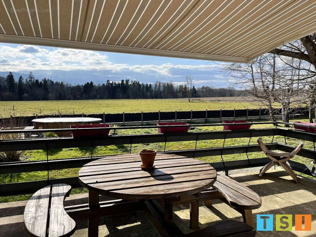 Maison à SAINT-LAURENT-DE-NESTE