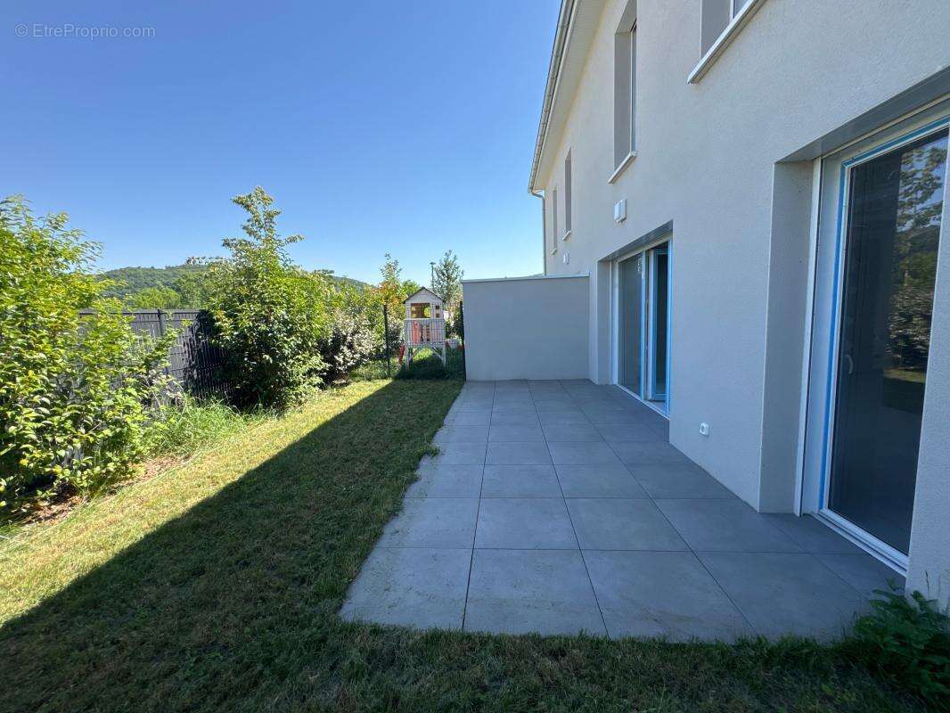 Maison T4 en duplex avec jardin et garage – Villemoirieu - photo 2