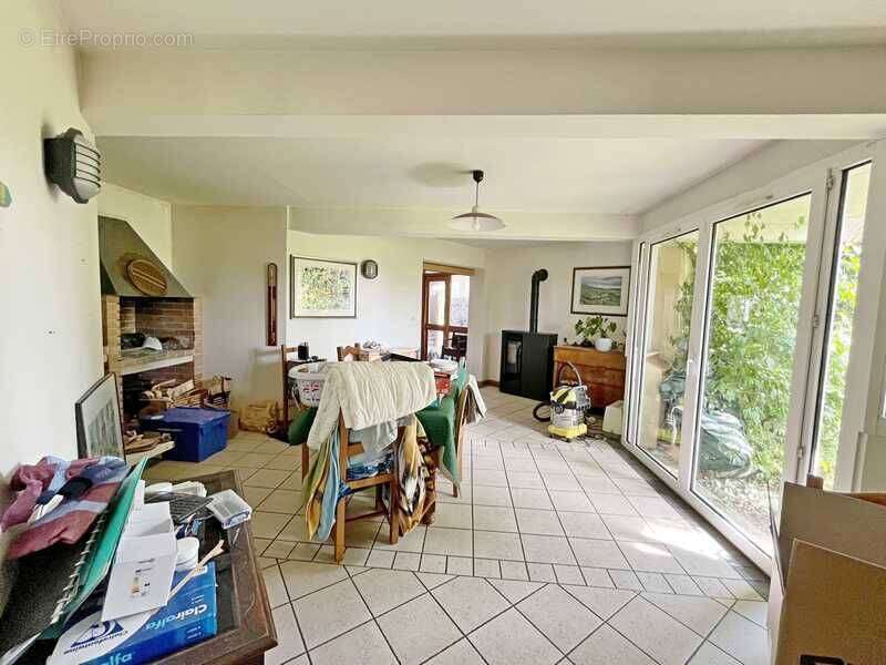 Maison 320 m² à Gisors  - photo 6