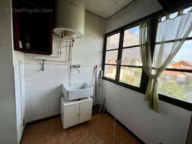   - Appartement à CROLLES