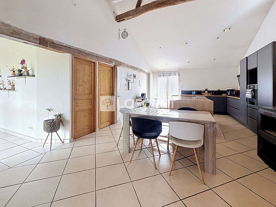 Maison Lescheroux  185m2 - photo 4