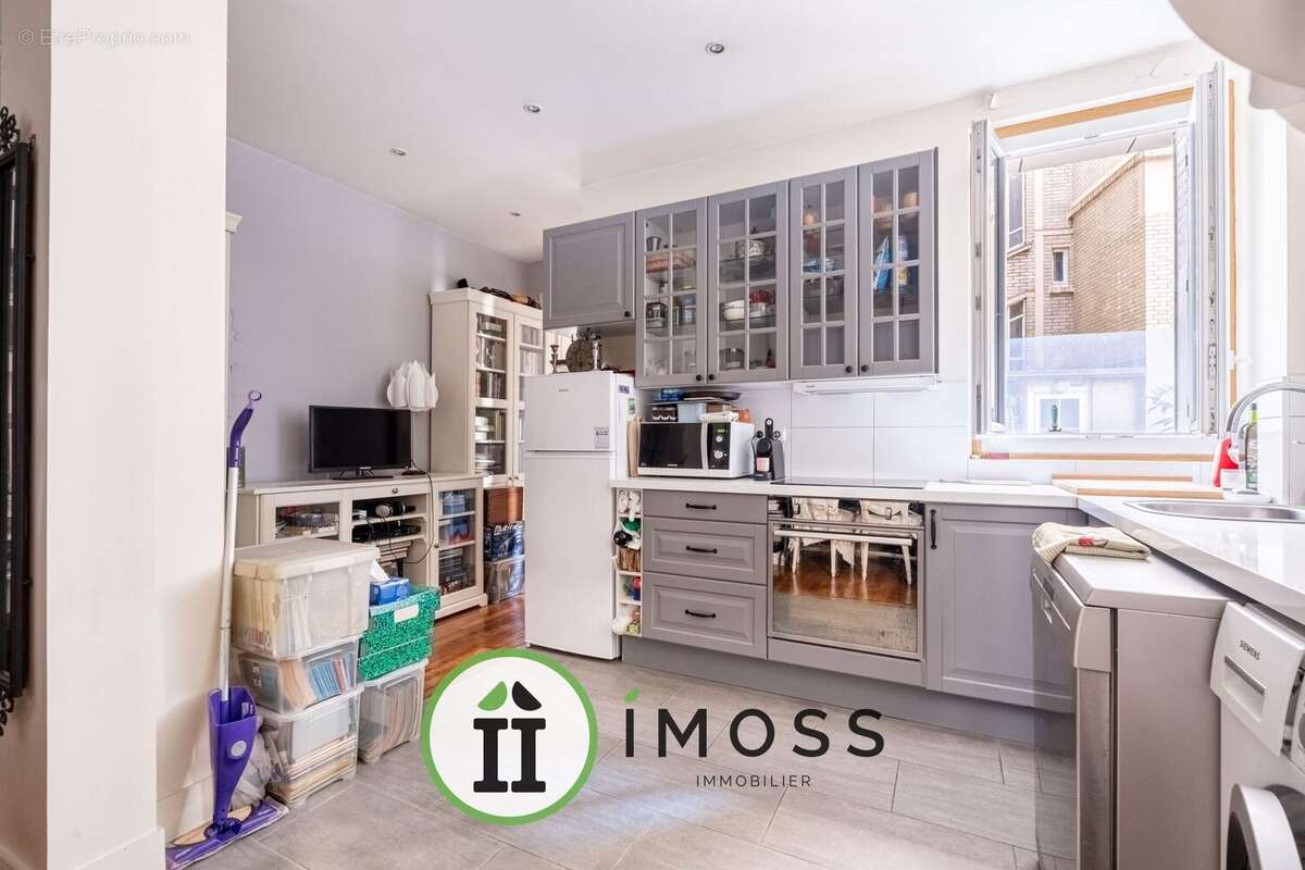 Appartement à PARIS-18E