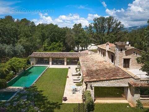 Maison à ROQUEFORT-LES-PINS