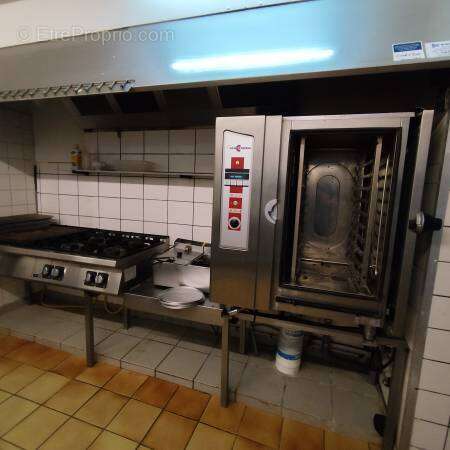 1 n°6 - Commerce à LE CROTOY