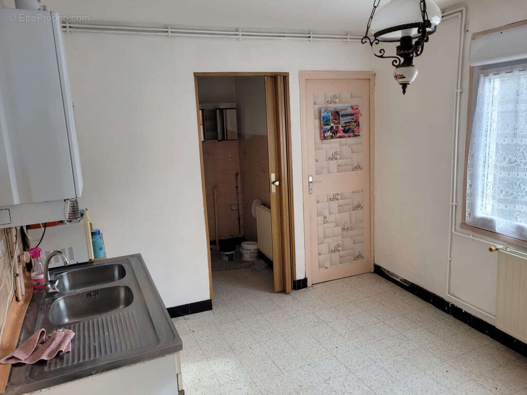 MAISON Sud-Est Amiens. - photo 12