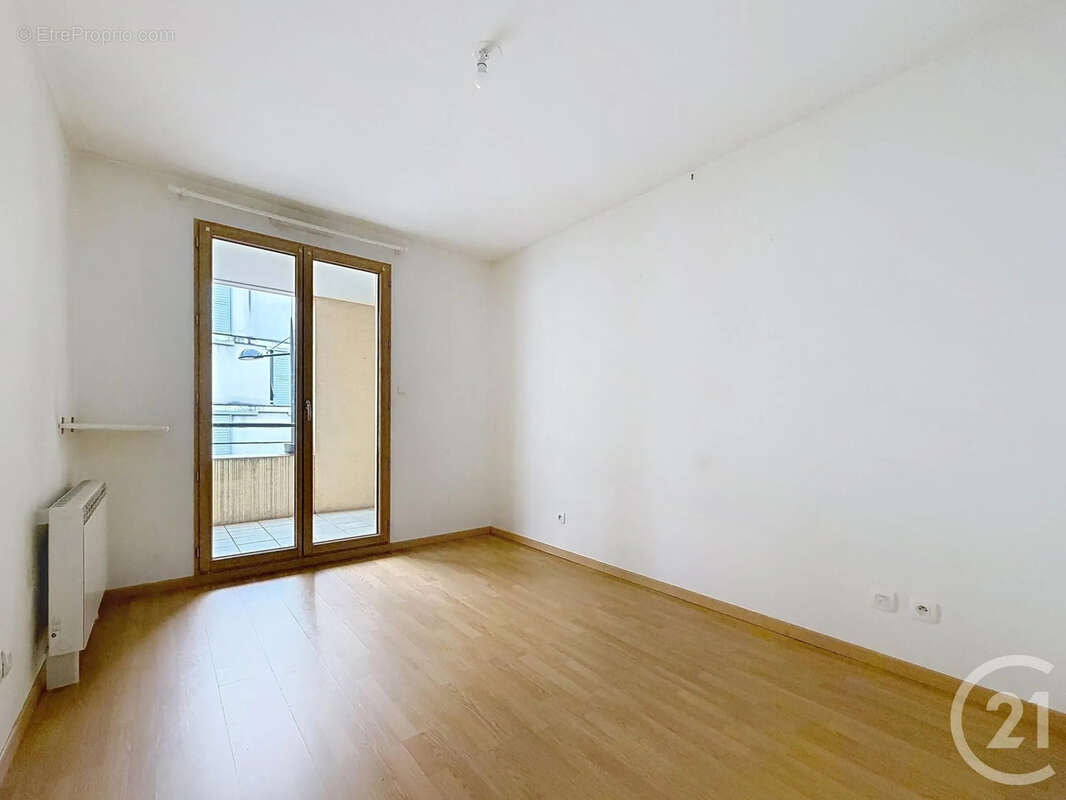 Appartement à SATHONAY-CAMP