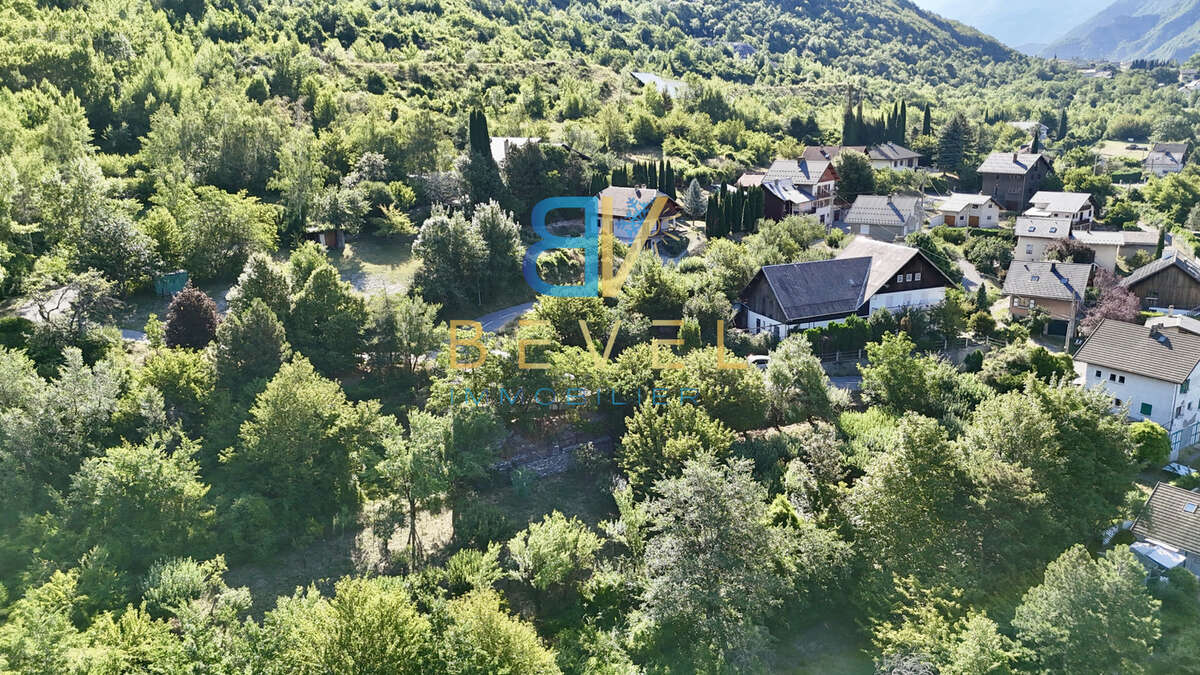 À vendre   exclusivité  (73) saint-julien-mont-denis   terrain de 1 446 m2 dont 760 m2 constructibles - photo 10
