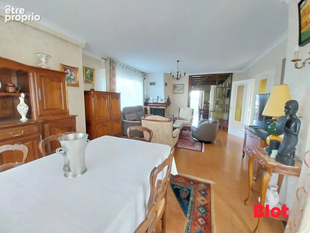 Maison 8 pièces 182 m² à vendre à Caudan (56850) - photo 4