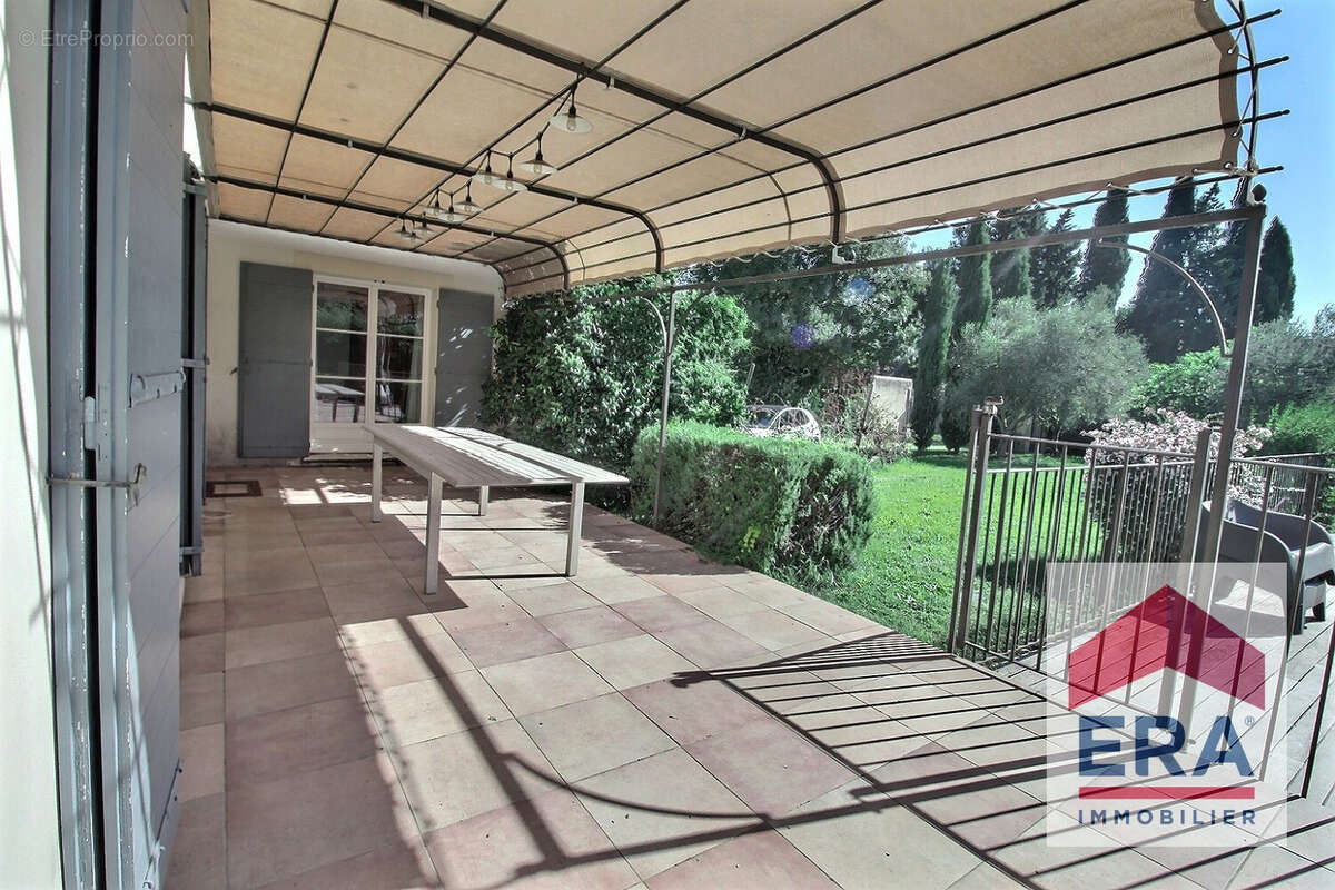 Maison à MONTFAUCON