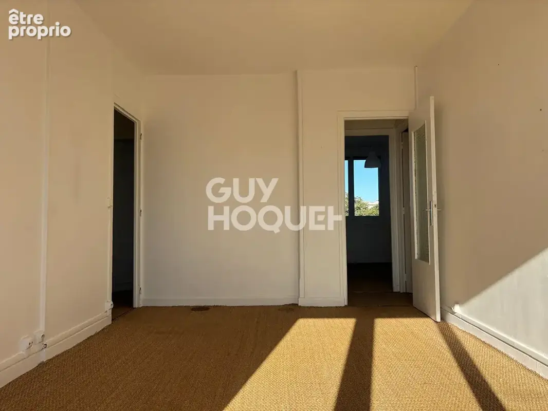 Quartier des puces / rue des rosiers  - 3 pièces - 50,15 m² - 3 caves - photo 5