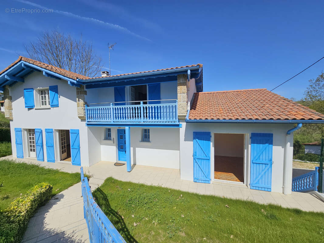 Maison à MOUGUERRE