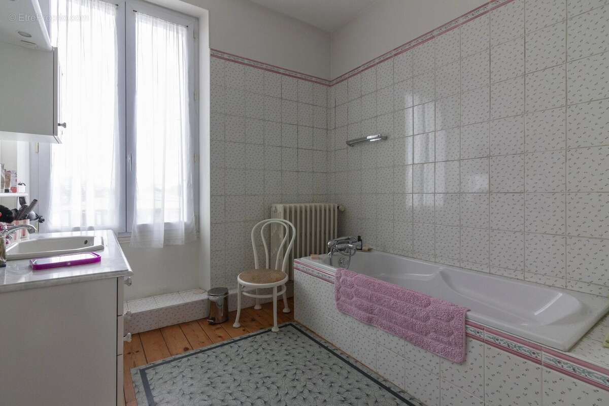 Maison à JARNAC