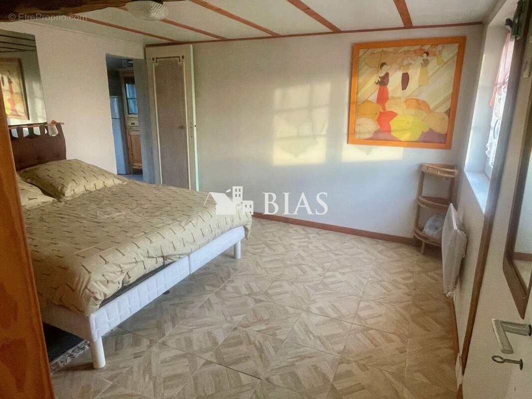 Appartement 121 m² à Bourg-Achard  - photo 4