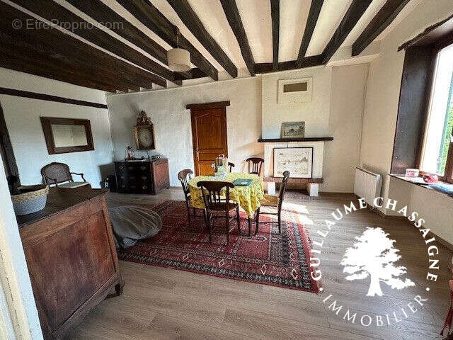 Maison à COSNE-COURS-SUR-LOIRE