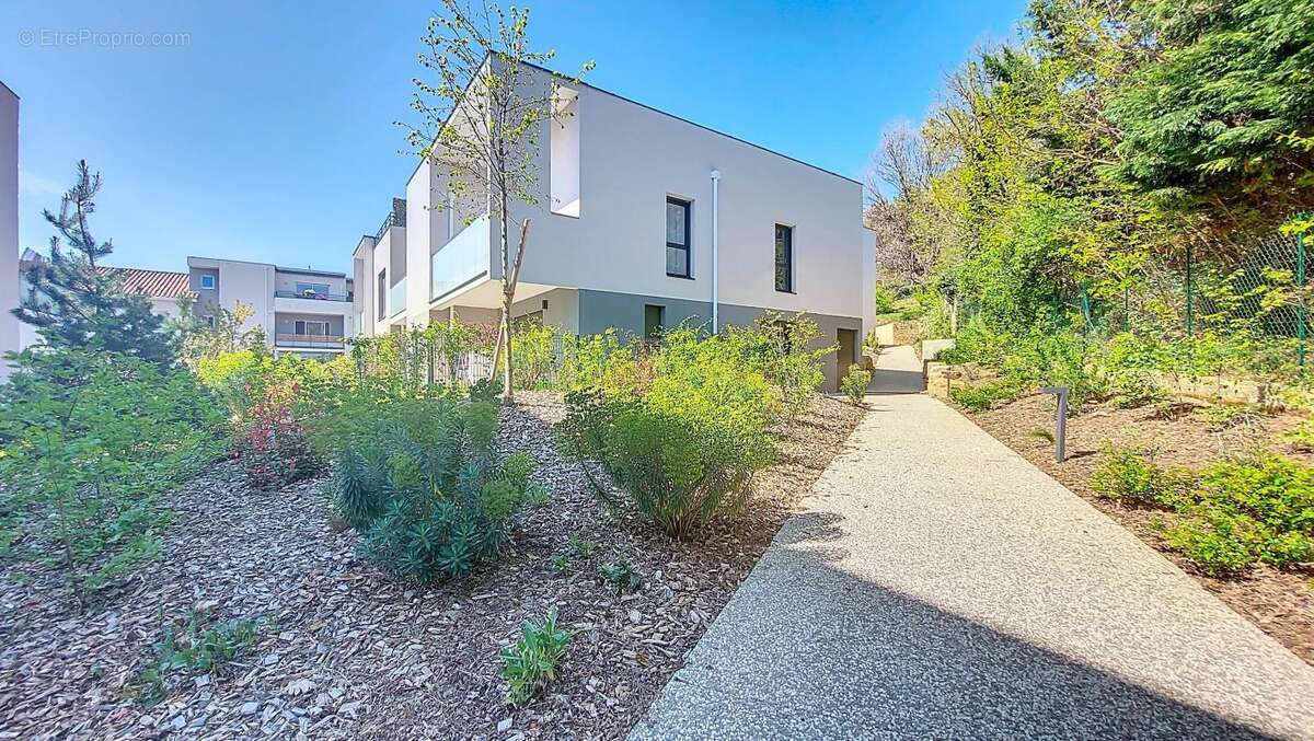 Appartement à CHASSIEU