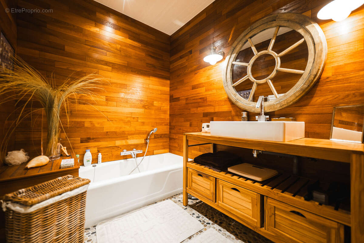 Maison à LE POULIGUEN