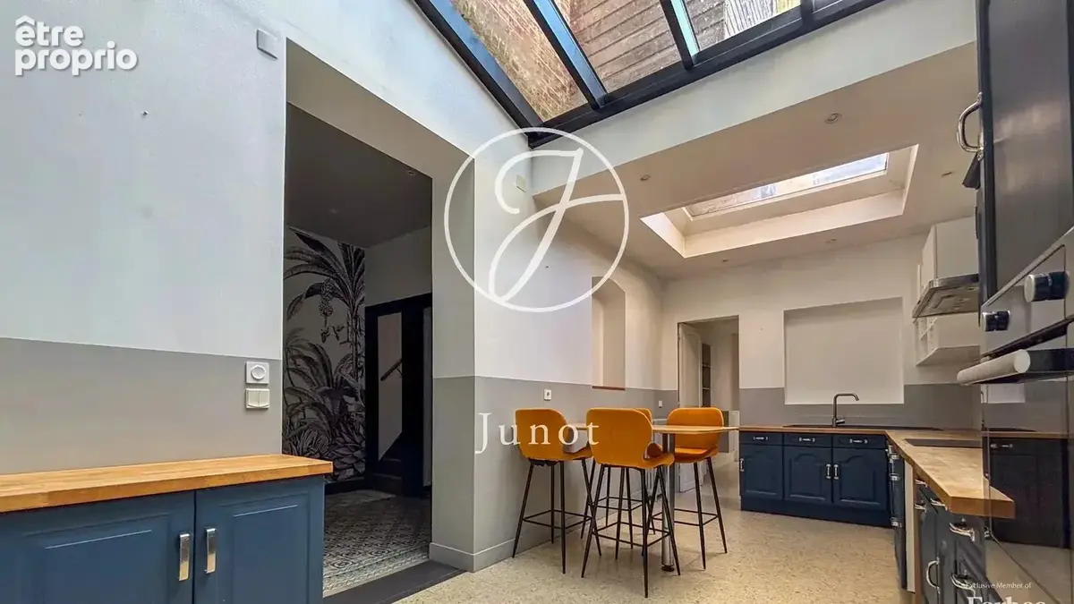 Lille – PARC JEAN-BAPTISTE LEBAS – Triplex bourgeois à vendre – 5 pièces - 152m² – Terrasse  - Cave - photo 3