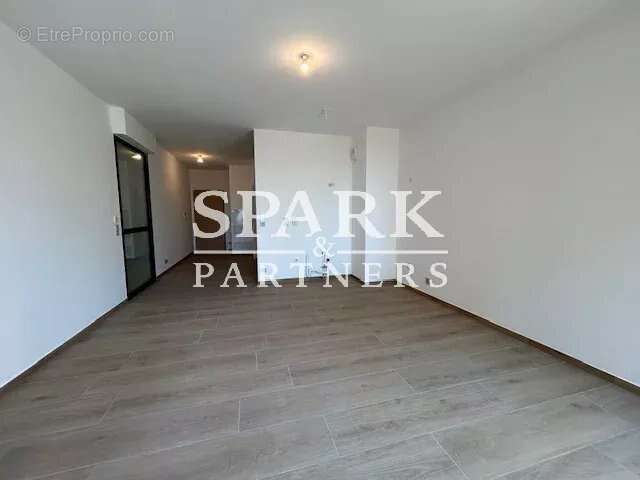 Appartement à BEAUSOLEIL