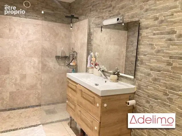 Maison 274 m² à Nimes  - photo 5