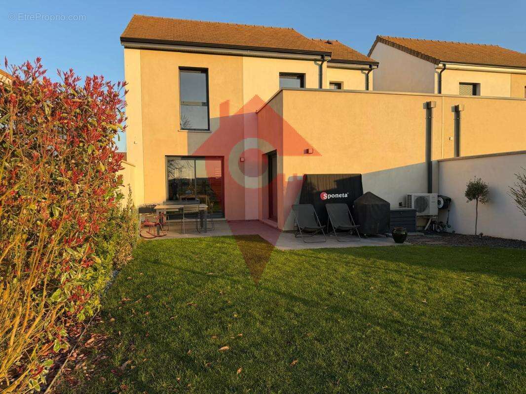 Maison à LES ALLUETS-LE-ROI