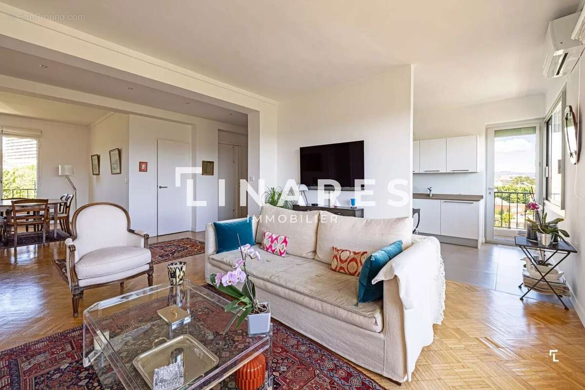 Appartement à MARSEILLE-8E