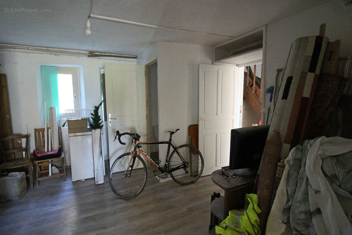 Maison à PUY-L'EVEQUE