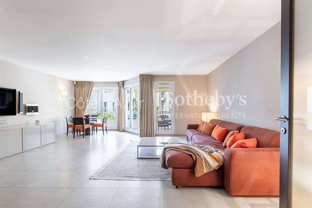 Appartement à BEAULIEU-SUR-MER