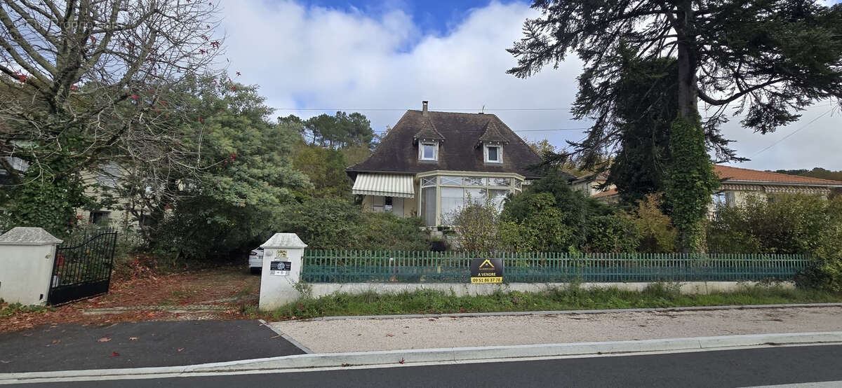 Maison à SOURZAC