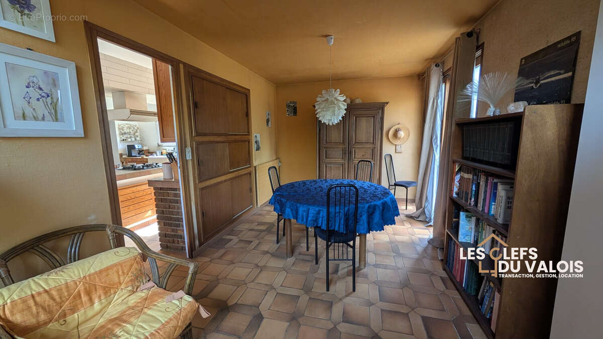 Maison 220 m² à Bethisy-Saint-Pierre  - photo 8