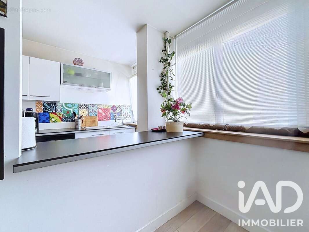 Photo 2 - Appartement à RUEIL-MALMAISON