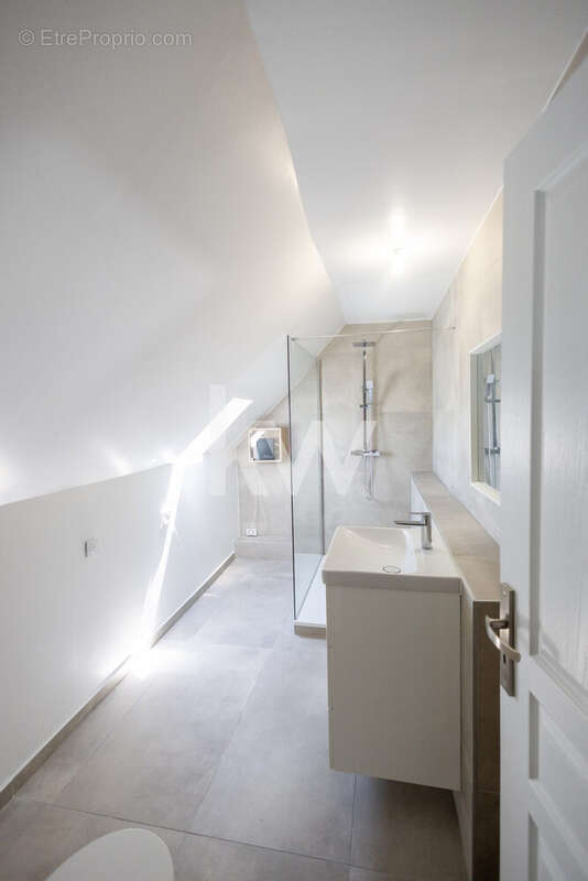 Maison 147 m² à Rebrechien  - photo 9