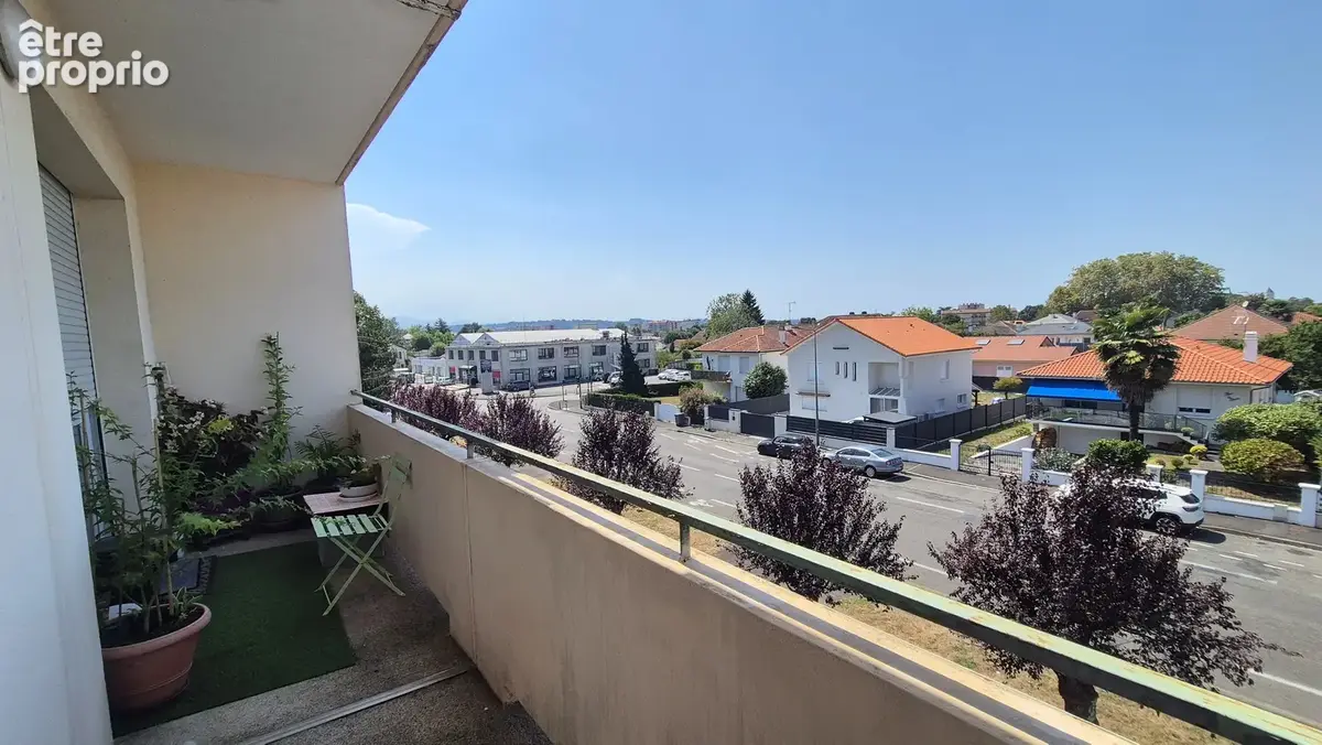 PAU, A VENDRE, Appartement T3 de 80,35 m² avec balcon, cave et garage - photo 6