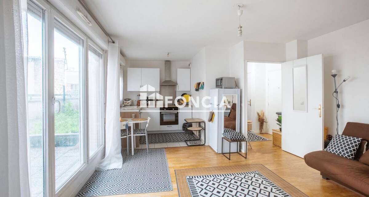 Agréable T2 avec terrasse - photo 4
