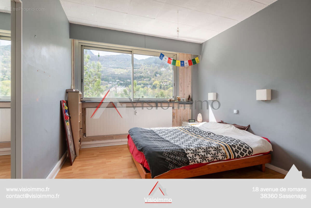 Appartement à SEYSSINET-PARISET