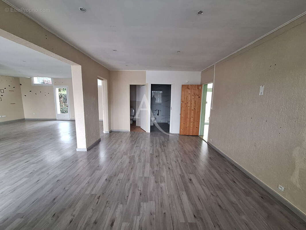 Appartement à RODILHAN