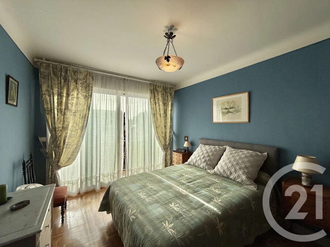 Appartement à MOULINS