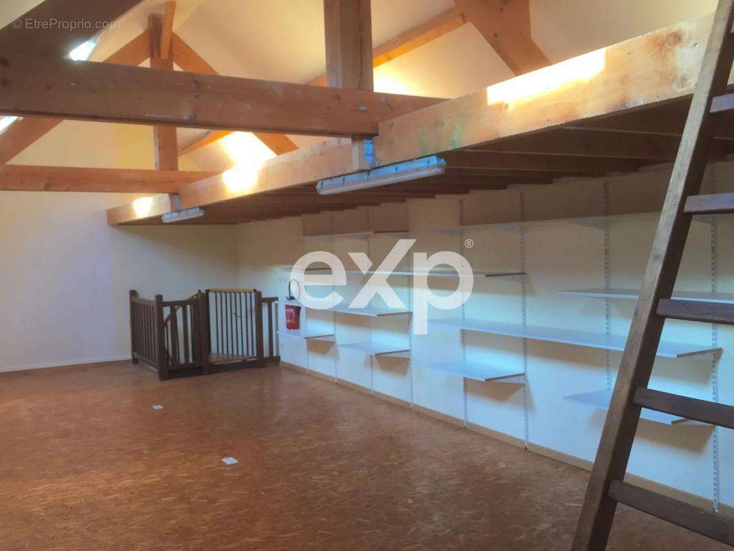 Maison à GRANDVILLIERS