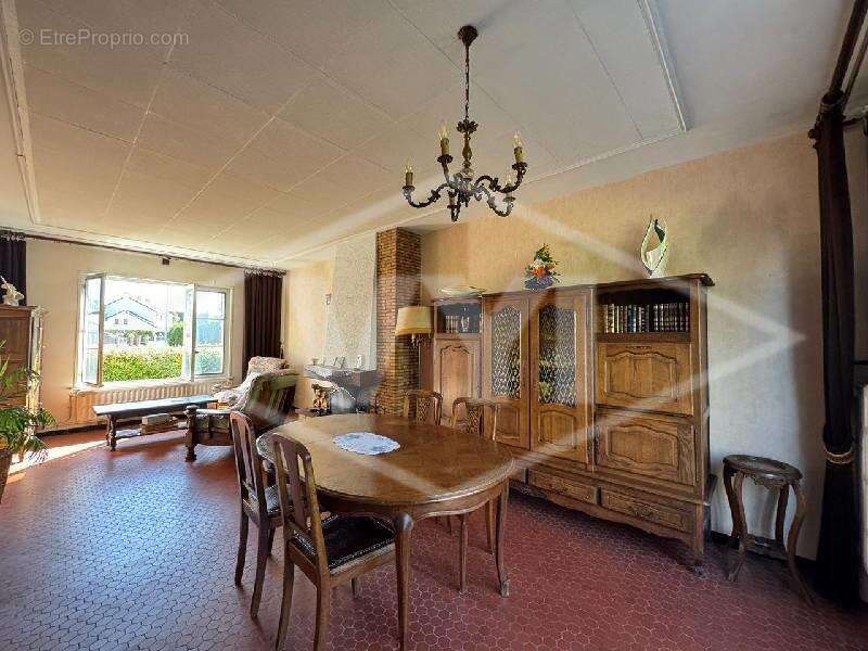 Maison à COMBS-LA-VILLE